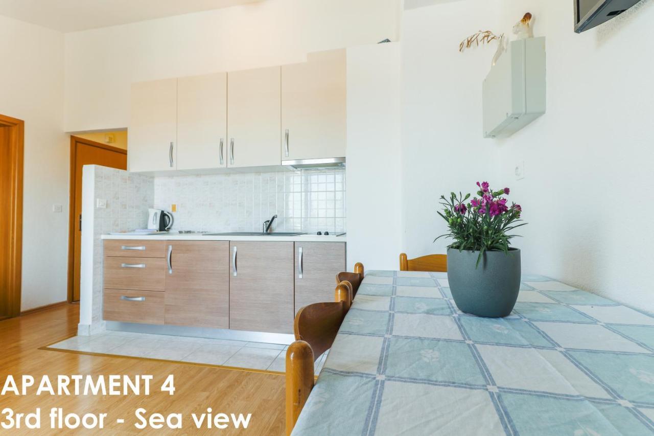 Beautiful Sea View Apartments - Niko Ceko Vrsar Εξωτερικό φωτογραφία